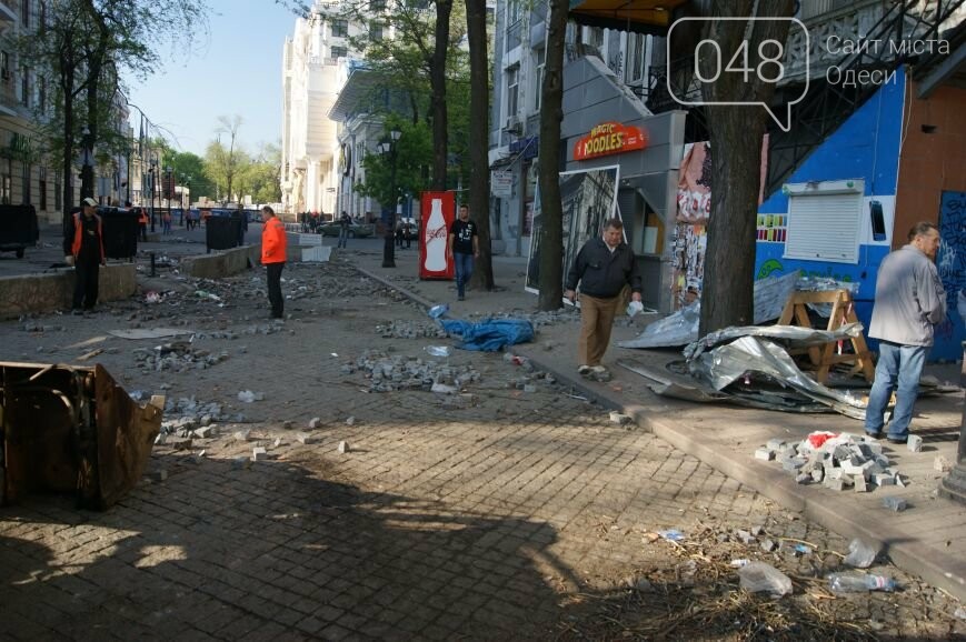 Одесса после трагической пятницы (ФОТОРЕПОРТАЖ) Одесса после трагической пятницы (ФОТОРЕПОРТАЖ)