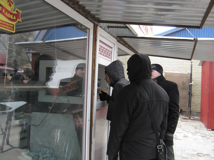 В Мариуполе демонтировали незаконные киоски (ФОТО), фото-15 В Мариуполе демонтировали незаконные киоски (ФОТО), фото-15