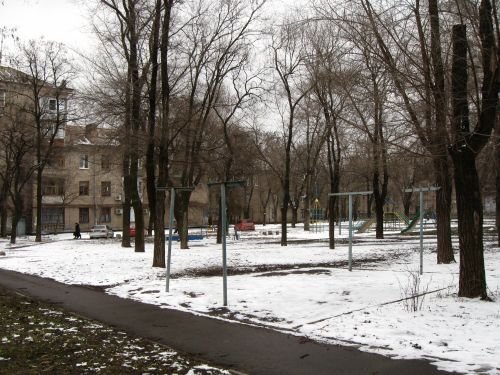 Город подарил запорожанкам на 8 марта... снег (ФОТО), фото-1 Город подарил запорожанкам на 8 марта... снег (ФОТО), фото-1