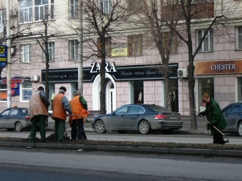 Пришла весна - в городе начались уборки и ремонты (ФОТО), фото-4 Пришла весна - в городе начались уборки и ремонты (ФОТО), фото-4