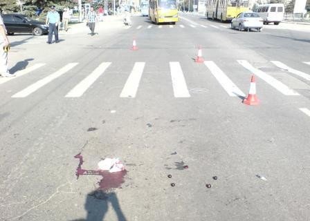 В районе кафе «Променад» водитель «Шевроле-Авео» сбил женщину, фото-1 В районе кафе «Променад» водитель «Шевроле-Авео» сбил женщину, фото-1