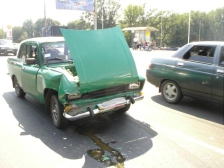 В Горловке «Москвич» догнал «Ланос», фото-1 В Горловке «Москвич» догнал «Ланос», фото-1