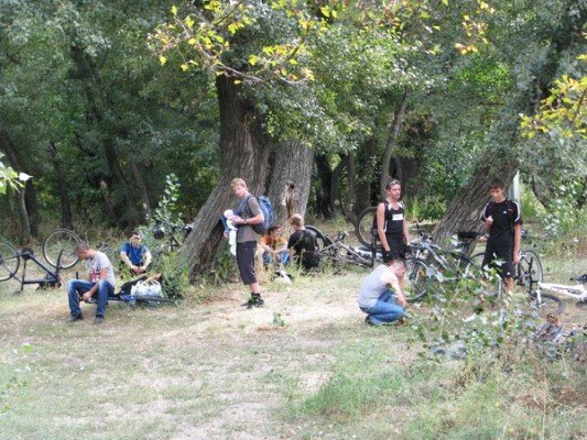 На Хортице состоялись неофициальные соревнования по экстрем..., фото-1 На Хортице состоялись неофициальные соревнования по экстремальному велоспорту (ФОТО), фото-1