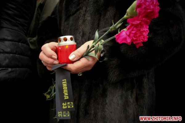 Мэр Житомира проигнорировал мероприятия посвященные годовщи..., фото-2 Мэр Житомира проигнорировал мероприятия посвященные годовщине Голодомора (ФОТО), фото-2