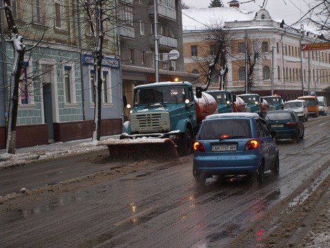 Житомирские коммунальщики оказались не готовы к первому сне..., фото-3 Житомирские коммунальщики оказались не готовы к первому снегу (ФОТО), фото-3