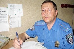 Вычислили гаишника, который стал героем скандального видеор..., фото-1 Вычислили гаишника, который стал героем скандального видеоролика., фото-1
