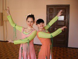 В Кривом Роге цвела и буяла педагогическая Студвесна: «Кра..., фото-8 В Кривом Роге цвела и буяла педагогическая Студвесна: «Краса. Жінка. Весна. Україна» (фото), фото-8