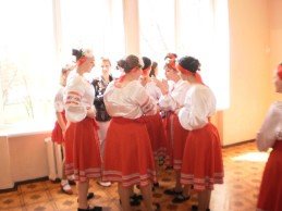В Кривом Роге цвела и буяла педагогическая Студвесна: «Кра..., фото-4 В Кривом Роге цвела и буяла педагогическая Студвесна: «Краса. Жінка. Весна. Україна» (фото), фото-4
