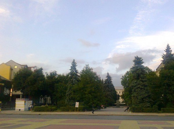 Ах, Тернополе! Спереду - стрій, а ззаду - хоч з лопатою сті..., фото-2 Ах, Тернополе! Спереду - стрій, а ззаду - хоч з лопатою стій..., фото-2