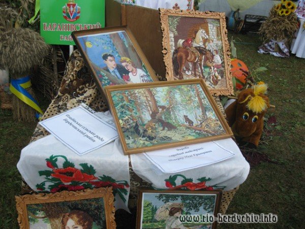 У Житомирі пройшли «Обжинки 2011», фото-9 У Житомирі пройшли «Обжинки 2011», фото-9