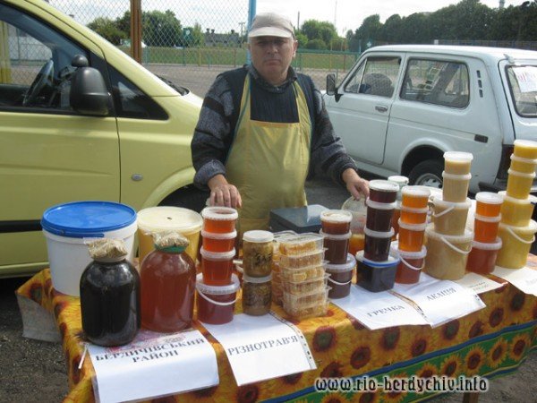 У Житомирі пройшли «Обжинки 2011», фото-11 У Житомирі пройшли «Обжинки 2011», фото-11