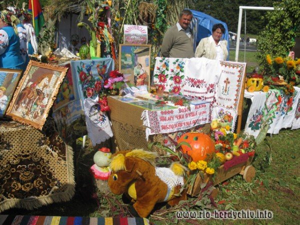 У Житомирі пройшли «Обжинки 2011», фото-7 У Житомирі пройшли «Обжинки 2011», фото-7