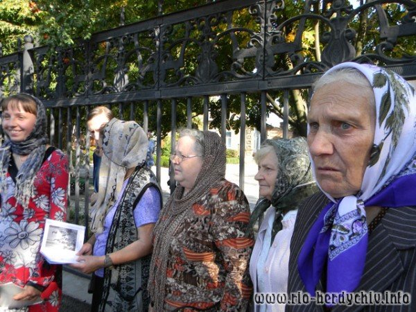В Бердичів прибула ікона Божої Матері «Страсна». Фото, фото-4 В Бердичів прибула ікона Божої Матері «Страсна». Фото, фото-4