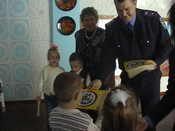 Знання правил дорожнього руху закладаються з дитинства, фото-1 Знання правил дорожнього руху закладаються з дитинства, фото-1