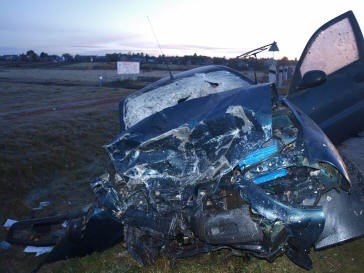 Людей, котрі вижили в сьогоднішньому ДТП, врятували паски б..., фото-2 Людей, котрі вижили в сьогоднішньому ДТП, врятували паски безпеки, фото-2