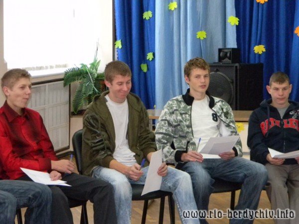 В Бердичеві допомагали дітям-сиротам знайти своє місце в житті, фото-3 В Бердичеві допомагали дітям-сиротам знайти своє місце в житті, фото-3