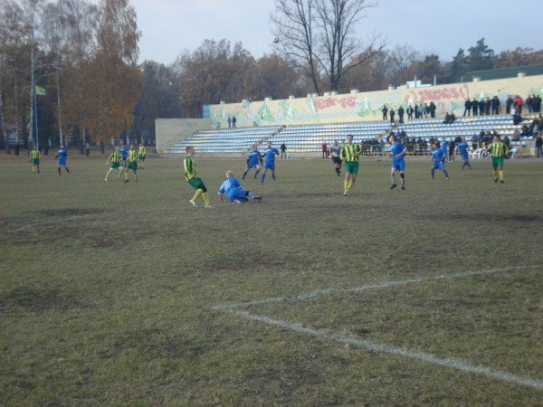 Володаром Кубка Житомирського району з футболу 2011 року с..., фото-2 Володаром Кубка Житомирського району з футболу 2011 року стала команда «Танкіст», фото-2