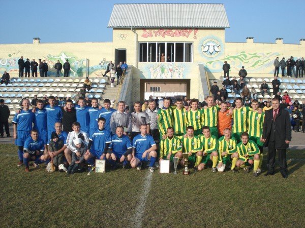 Володаром Кубка Житомирського району з футболу 2011 року с..., фото-4 Володаром Кубка Житомирського району з футболу 2011 року стала команда «Танкіст», фото-4