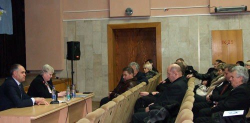 Горловская организации Партии регионов готова к реформированию, фото-1 Горловская организации Партии регионов готова к реформированию, фото-1