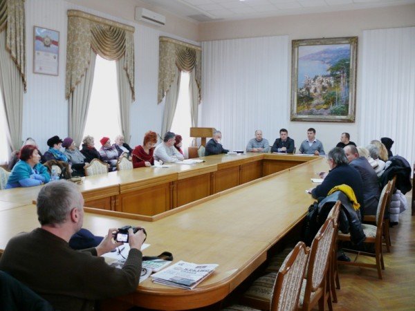 Ялтинцы утвердили городскую программу «Забота» (ФОТО), фото-1 Ялтинцы утвердили городскую программу «Забота» (ФОТО), фото-1