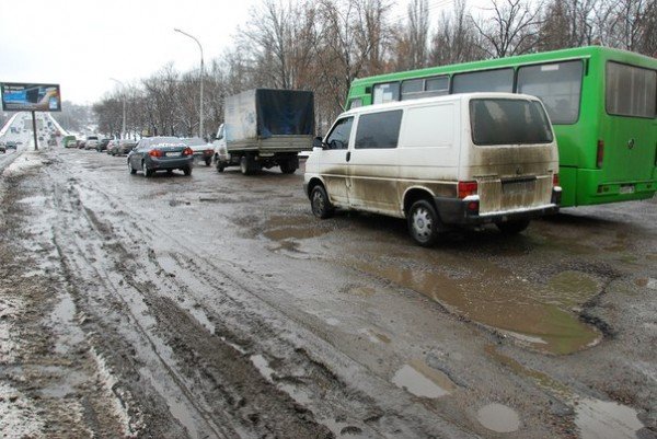 В Харьков пришла весна и вернулись разбитые дороги (фоторе..., фото-8 В Харьков пришла весна и вернулись разбитые дороги (фоторепортаж), фото-8