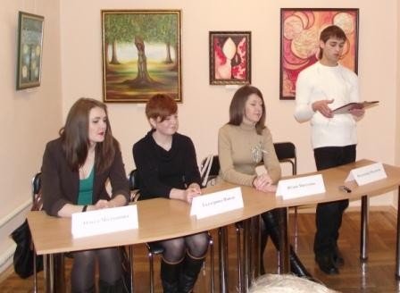 Юные горловские художницы в своих картинах рассказывают о «..., фото-1 Юные горловские художницы в своих картинах рассказывают о «Свободе ощущений», фото-1