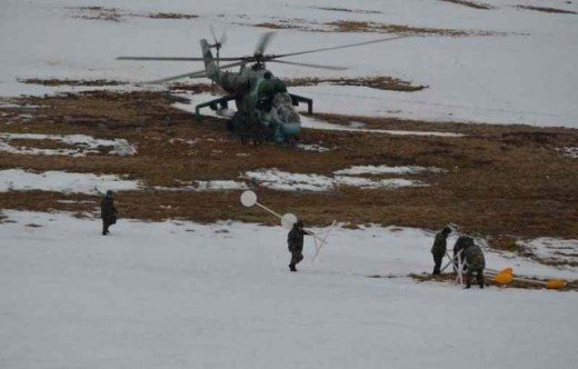 Армейские пилоты подняли два вертолета на высшую точку Крыма (ФОТО), фото-2