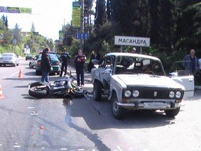 На ялтинской трассе погиб мотоциклист (фото), фото-1
