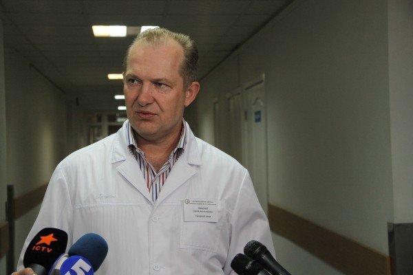 Александр Вилкул поздравил с днем рождения пострадавшую о..., фото-4 Александр Вилкул поздравил с днем рождения пострадавшую от взрыва пенсионерку (ФОТО), фото-4