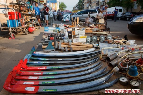 Сегодня торговцы с Хлебной вернулись на свои места. Сергей..., фото-8 Сегодня торговцы с Хлебной вернулись на свои места. Сергей Рыжук разрешил (ФОТО), фото-8