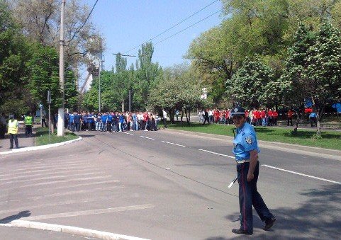 В Донецке милиция тайно от СМИ «разгоняла» бушующих фанов (..., фото-1 В Донецке милиция тайно от СМИ «разгоняла» бушующих фанов (фото), фото-1