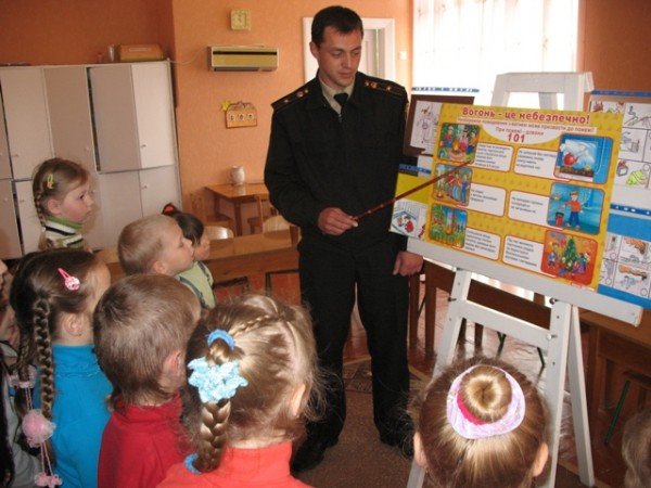 У Житомирі триває Тиждень знань дітьми основних правил безп..., фото-2 У Житомирі триває Тиждень знань дітьми основних правил безпеки життєдіяльності, фото-2