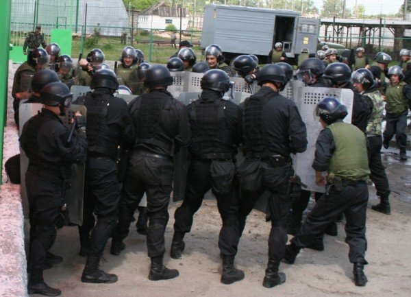 У Житомирі проведено антитерористичні тактико-спеціальні на..., фото-8 У Житомирі проведено антитерористичні тактико-спеціальні навчання, фото-8