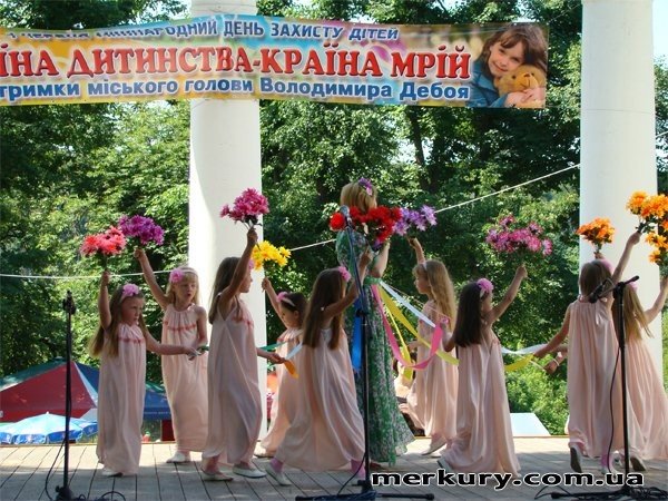 У Житомирському парку ім.Гагаріна відзначили День захисту..., фото-12 У Житомирському парку ім.Гагаріна відзначили День захисту дітей (ФОТО), фото-12