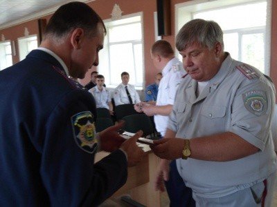 Горловские участковые инспекторы милиции отмечают праздник, фото-3 Горловские участковые инспекторы милиции отмечают праздник, фото-3