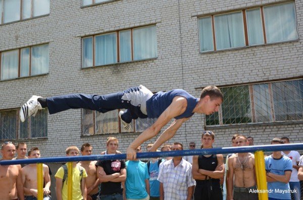 У Житомирі проведено змагання з Street Workout, фото-10 У Житомирі проведено змагання з Street Workout, фото-10