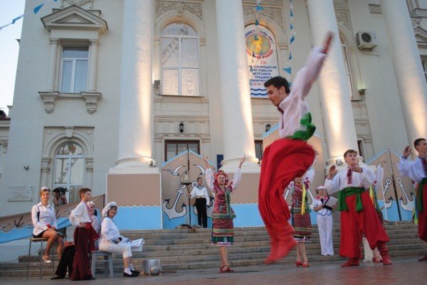 В Севастополе 24 июня торжественно открыли XIV международн..., фото-13 В Севастополе 24 июня торжественно открыли XIV международный фестиваль детского творчества «Золотая рыбка - 2012» (ФОТО), фото-13