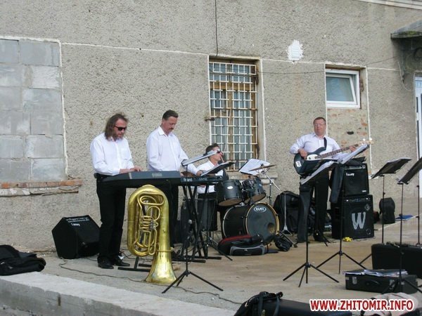 В Житомире ко Дню Конституции проходит сельскохозяйственная..., фото-6 В Житомире ко Дню Конституции проходит сельскохозяйственная ярмарка (ФОТО), фото-6