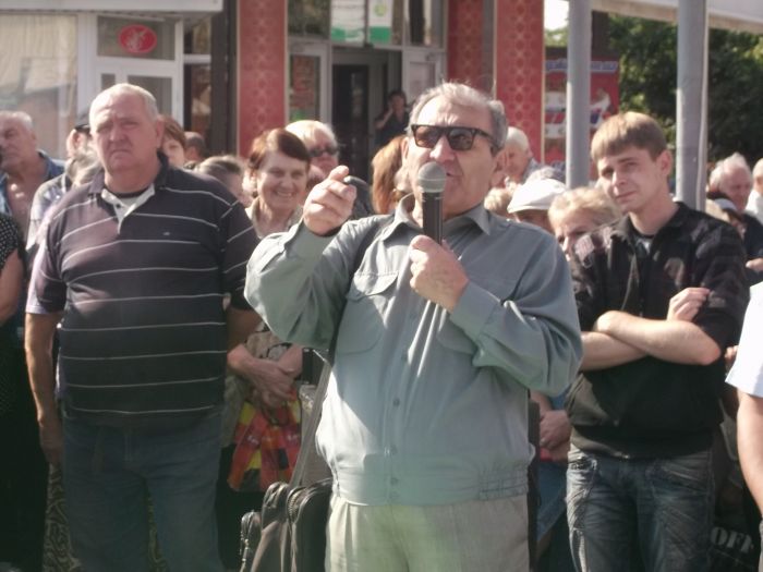 В Мариуполе митинговали против закрытия рынка «Солнечный» (ФОТО) (ф... В Мариуполе митинговали против закрытия рынка «Солнечный» (ФОТО) (фото) - фото 11
