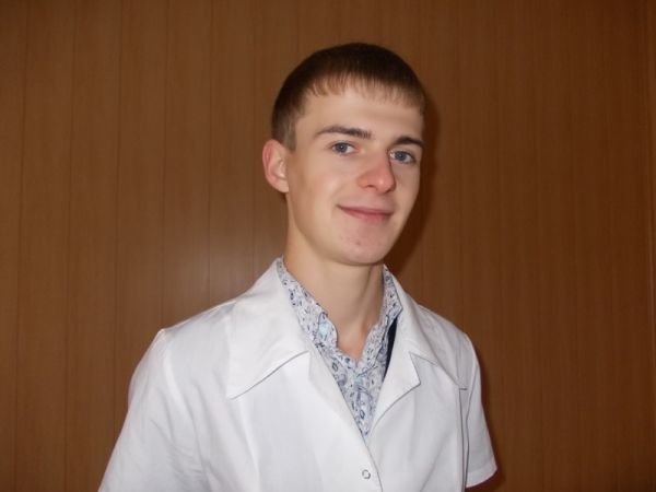 Выпускники Артемовского медучилища лечат дончан, фото-7 Выпускники Артемовского медучилища лечат дончан, фото-7