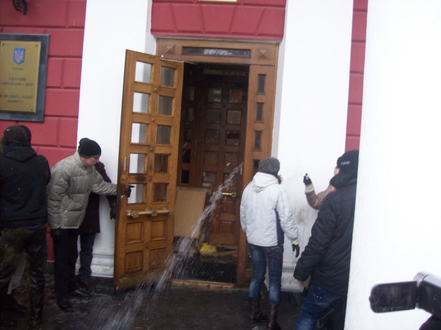 2012-й: огонь, вода и медные трубы (фото) - фото 17 2012-й: огонь, вода и медные трубы (фото) - фото 17