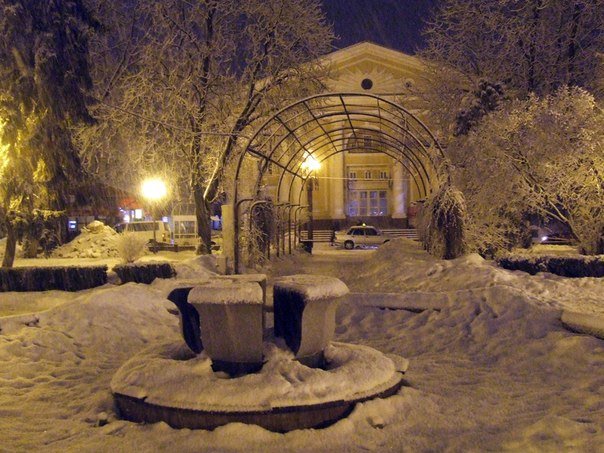 Затримання великої партії наркотиків, акція проти зведення..., фото-16 Затримання великої партії наркотиків, акція проти зведення багатоповерхівки, розсекречені матеріали УПА – головні події у фото та відео, фото-16