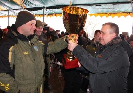 Затримання великої партії наркотиків, акція проти зведення..., фото-2 Затримання великої партії наркотиків, акція проти зведення багатоповерхівки, розсекречені матеріали УПА – головні події у фото та відео, фото-2