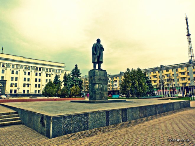Куда податься туристу в Луганске: эстакада, руины и самолеты, фото-2 Куда податься туристу в Луганске: эстакада, руины и самолеты, фото-2