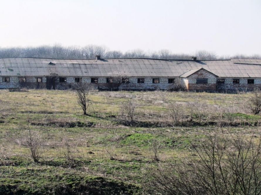 Майно колишнього колгоспу села Скалівські Хутори, знищене М.М. Коваленком