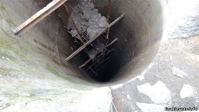 дыра в горловке1 дыра в горловке1