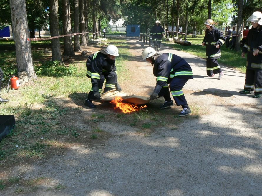 P2580946