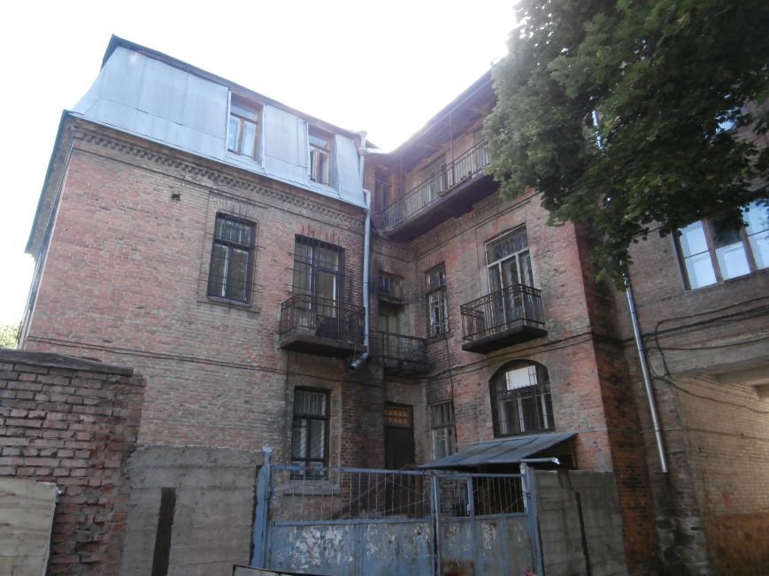 P6111683