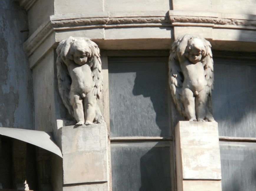 P6111676