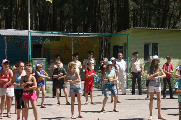 В рамках акции «Безопасный отдых» спасатели посетили лагерь «Орленок» (фото) (фото) - фото 5 В рамках акции «Безопасный отдых» спасатели посетили лагерь «Орленок» (фото) (фото) - фото 5